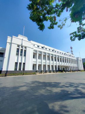 Surabaya - Endonezya, 20 Temmuz 2024, soldan, Internatio Binası 10 Kasım 1945 savaşına tanıklık ediyor. Endonezya 'nın İngiliz ve Hollandalı işgalinden bağımsızlığını savunmak.