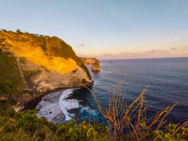 Nusa Penida Adası, Endonezya 'dan gün batımı manzarası