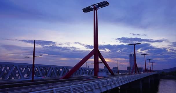 匈牙利布达佩斯 2023年10月30日 Rakoczi Bridge Mol Campus Sunset Time Lapse — 图库视频影像