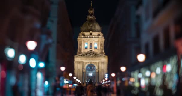 Budapest Ungern Januari 2024 Suddig Folkmassa Rör Sig Mot Bakgrund — Stockvideo