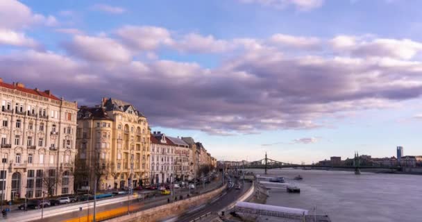 Будапешт Венгрия Февраля 2024 Года Вид Ландшафт Моста Эржебет Временной — стоковое видео
