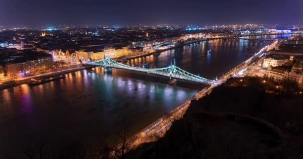 Budapest Hungría Febrero 2024 Vista Panorámica Noche Budapest Desde Plataforma — Vídeos de Stock