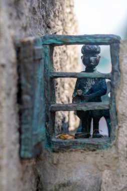 Budapeşte, Macaristan - 16 Haziran 2024: Kolodko mini heykeli 