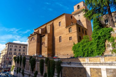 Roma, İtalya - 28 Mayıs 2024: Torre Dei Borgia Binası.