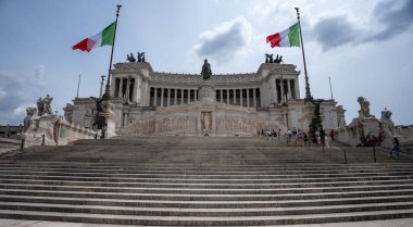 Roma, İtalya - 29 Mayıs 2024: Ulusal Anıt Vittoriano veya Altare della Patria, Anavatan Sunağı.