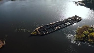Çernobil - Su İHA Uçuşunda Terk Edilmiş Teknelerle Kirlenmiş Liman
