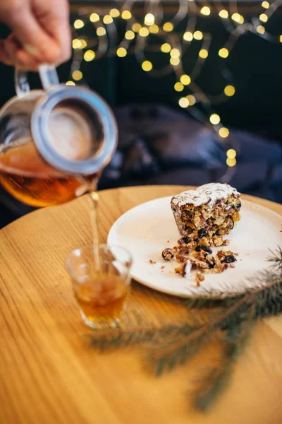 Traditionell Engelsk Ångkokt Pudding Med Varmt Till Jul — Stockfoto