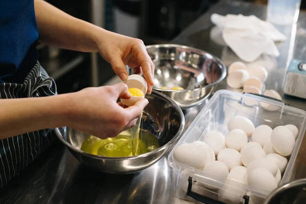 Close Cook Kitchen Cafe Bakery Female Hands Break Eggs Dough — Stock Photo, Image