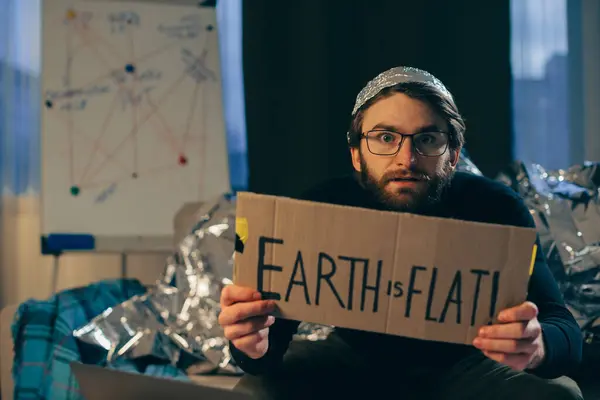 Championing Pseudoscience Man Holding Earth Flat Sign — Stock Photo, Image