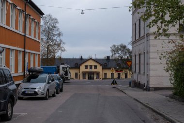 Lulea, Norrbotten, İsveç - 6 Ekim 2023 Lulea Şehir Merkezi, bulutlu bir sonbahar gününde çekilmiştir..