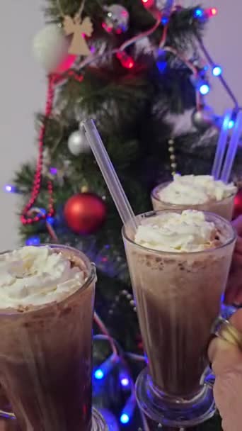 Natal Ano Novo Três Copos Cacau Chocolate Quente Com Creme — Vídeo de Stock