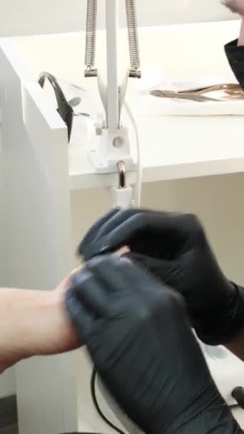 Pedicure Mestre Profissional Salão Cuida Limpa Close Vídeo Processo Beleza — Vídeo de Stock