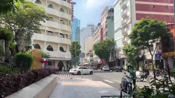 Minh Város Utcai Emberek Felismerhetetlenek Maszkok Élet Város Saigon Vietnamban — Stock videók