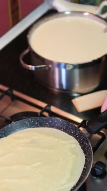 Chef Tossing Pancake Frying Pan Kitchen Closeup Fry Pancakes Toss — Stock Video