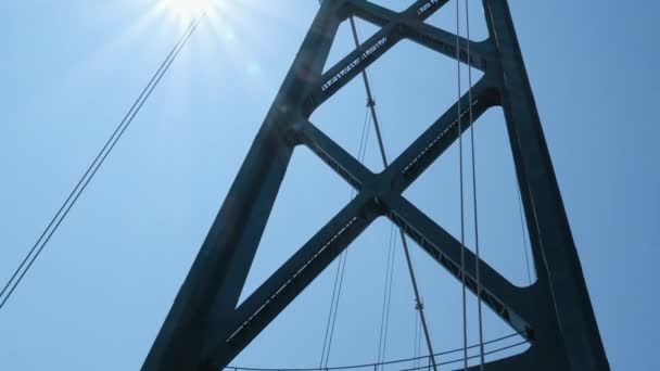 Σιδερένιες Γέφυρες Στον Ήλιο Πολύ Όμορφο Βίντεο Κλείστε Γέφυρα Λάιον — Αρχείο Βίντεο