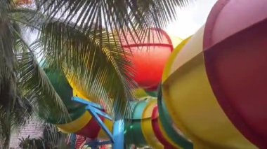 Ana giriş şatosu Phu Quoc, Vietnam Rüya Sarayı VinWonders Tema Parkı Phu Quoc Adası. Vininci, VinWonders Nam Hoi An VinWonders Phu Quoc, Vietnam 06.18.2024