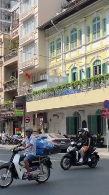 Saigon Garden, Saigon şehrinin gerçek hayatıdır. Tatil zamanı motosikletli otellerde. Seyahat acentesi Asya 'da Ho Chi Minh Şehri Vietnam 06.18.2024