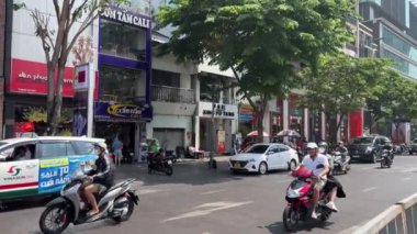 Ho Chi Minh City Vietnam 'daki kafeli ev. Gündüz kafedeki dairede. Apartman, Nguyen Hue caddesindeki Ho Chi Minh şehrinde yeni bir turistik mekan. 