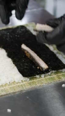 Yemek tarifi, adım adım suşi tempura. Yüksek kalite 4k görüntü