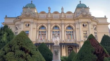 Krakow Tiyatrosu, 19. yüzyıl eklektik tiyatro ve opera binası. UNESCO Dünya Mirası Alanı.