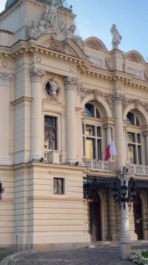 Krakow Tiyatrosu, 19. yüzyıl eklektik tiyatro ve opera binası. UNESCO Dünya Mirası Alanı.