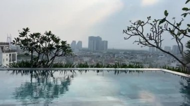 Ho Chi Minh şehrinin sokaklarında şehir dükkanlarındaki gerçek hayat Ho Chi Minh City Vietnam 'da 11.2024