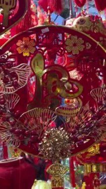 Ho Chi Minh şehrinin sokaklarında şehir dükkanlarındaki gerçek hayat Ho Chi Minh City Vietnam 'da 11.2024