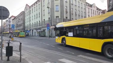 Katowice Hava Manzarası. Katowice 'nin modern şehir merkezi, Yukarı Silezya. KATOWICE, POLAND 03.24.2025