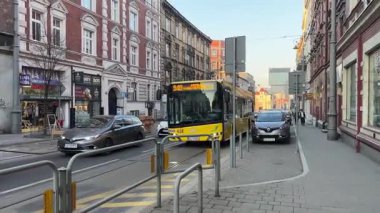 Katowice Hava Manzarası. Katowice 'nin modern şehir merkezi, Yukarı Silezya. KATOWICE, POLAND 03.24.2025