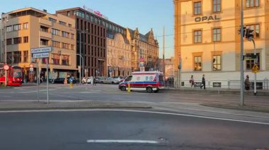 Katowice Hava Manzarası. Katowice 'nin modern şehir merkezi, Yukarı Silezya. KATOWICE, POLAND 03.24.2025