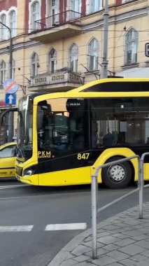 Katowice Hava Manzarası. Katowice 'nin modern şehir merkezi, Yukarı Silezya. KATOWICE, POLAND 03.24.2025