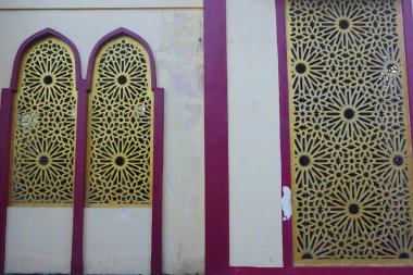 Arap tarzında cami