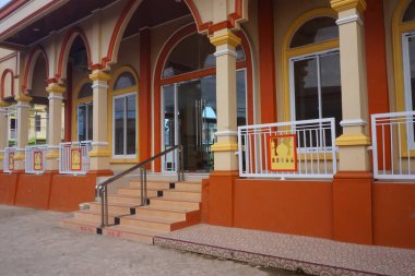 Ketukeu 'daki caminin dışı, hindi..