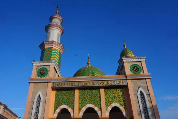 Endonezya Eyaleti 'ndeki caminin içi.