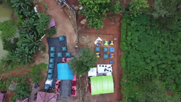 Top View Camp Lined Cone Shaped Tents Green Trees — Stock Video