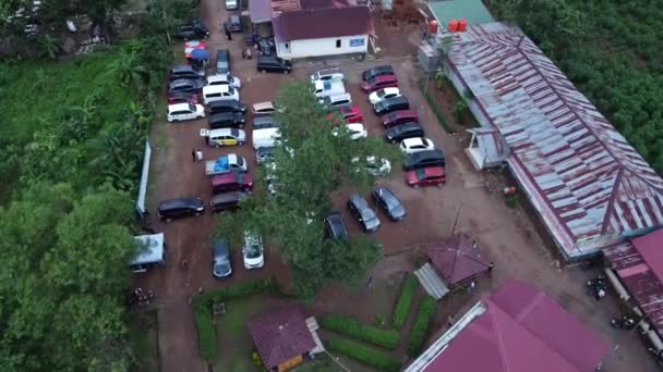 You Can See Several Cars Parked Neatly Next Residents Houses — Stock Video