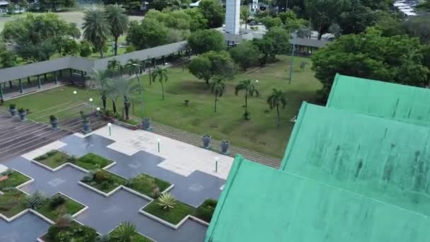 Mosque Garden Looks Roof Day — Stock Video