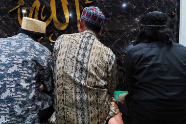 Makassar - Endonezya, 22 Nisan 2024 - Ramazan ayında Şah Namazı