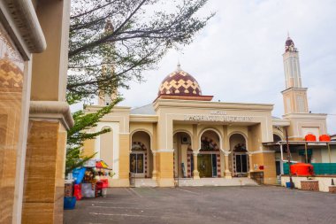 Raudhatul Muflihin Modern Tasarım Camii, Pangkep Şehri