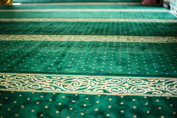 Gündüzleri temiz yollar ve manzaralar