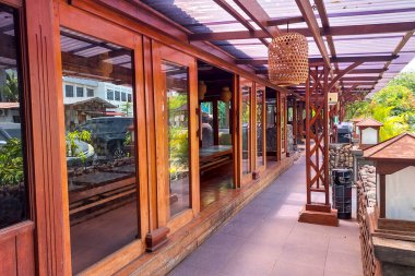 Lesahan Restaurant with Wooden Gazebo