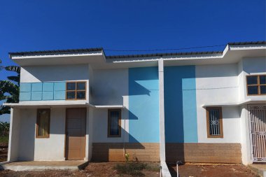 Zarif, kalıcı bir evin ön görüntüsü