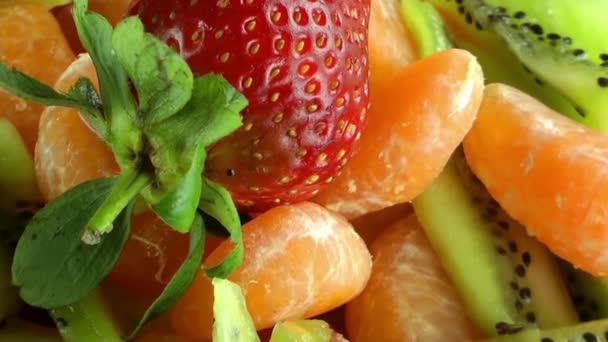 Blandad Färsk Grönsak Bakgrund Hälsosamma Matingredienser Blanda Grönsaker Tomater Gurkor — Stockvideo
