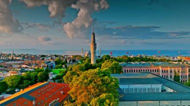 İstanbul şehrinin hava manzarası, hindi