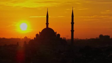 İstanbul şehrinin hava manzarası, hindi