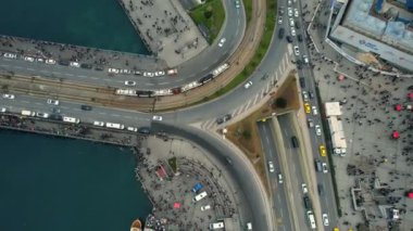 İstanbul şehrinin hava manzarası, hindi