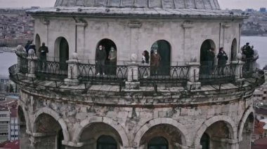 İstanbul şehrinin hava manzarası, hindi
