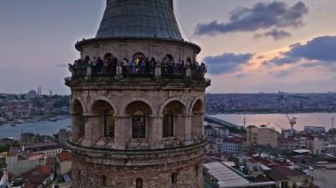 İstanbul şehrinin hava manzarası, hindi