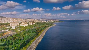 İstanbul şehrinin hava manzarası, hindi