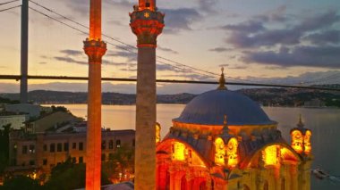 İstanbul şehrinin hava manzarası, hindi